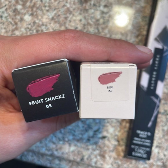 Fenty bundle - Picture 2 of 3